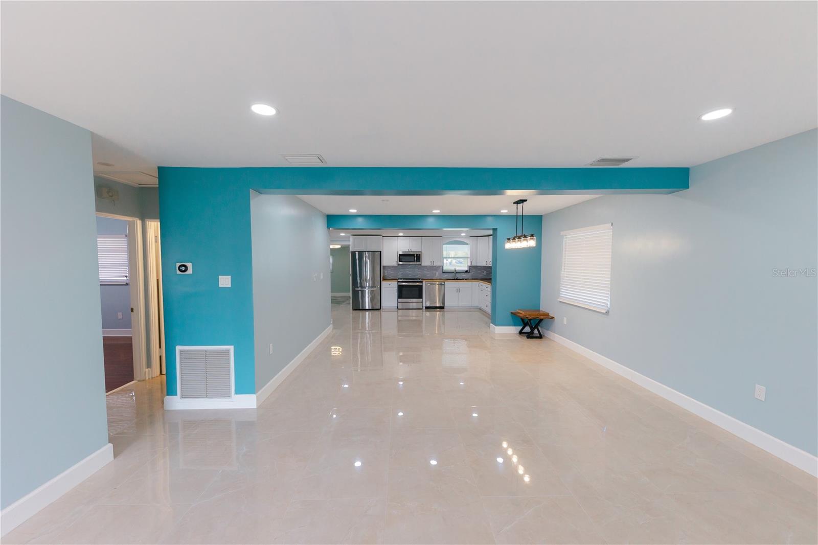 300 53RD ST W, BRADENTON, FL, 34209