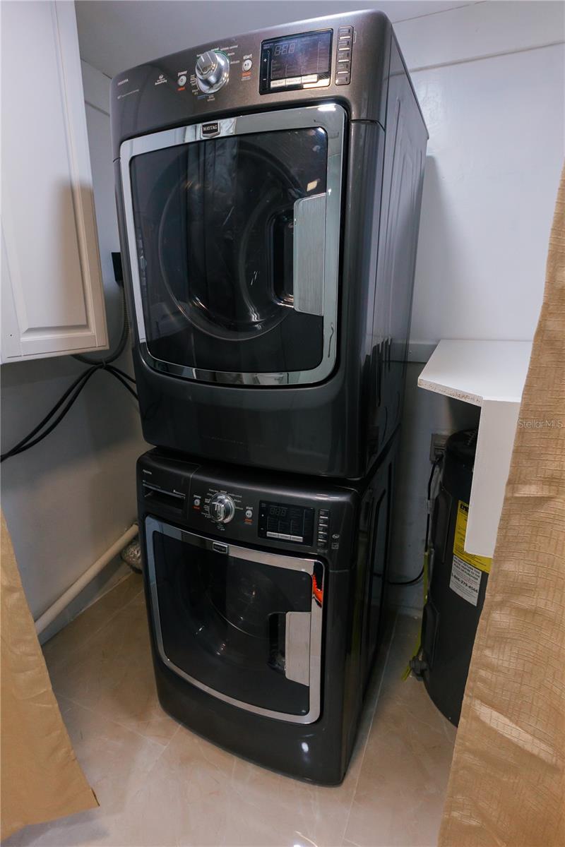 300 53RD ST W, BRADENTON, FL, 34209