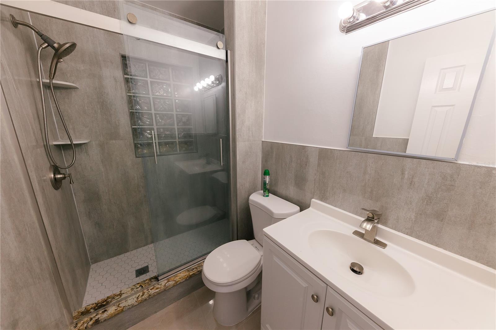 300 53RD ST W, BRADENTON, FL, 34209