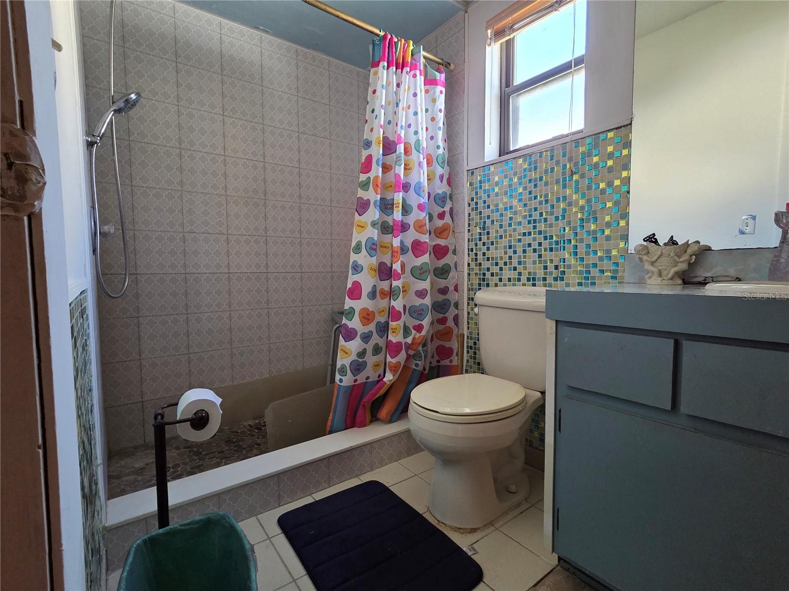 8026 VICTORIA WAY, WEEKI WACHEE, FL, 34613