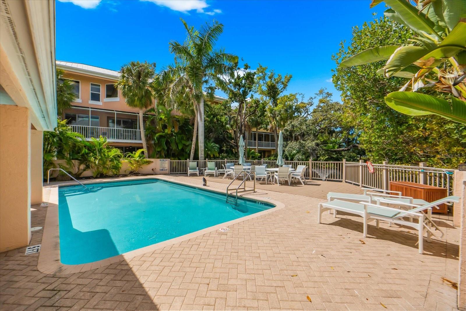 3941 HAMILTON CLUB CIR #9, SARASOTA, FL, 34242