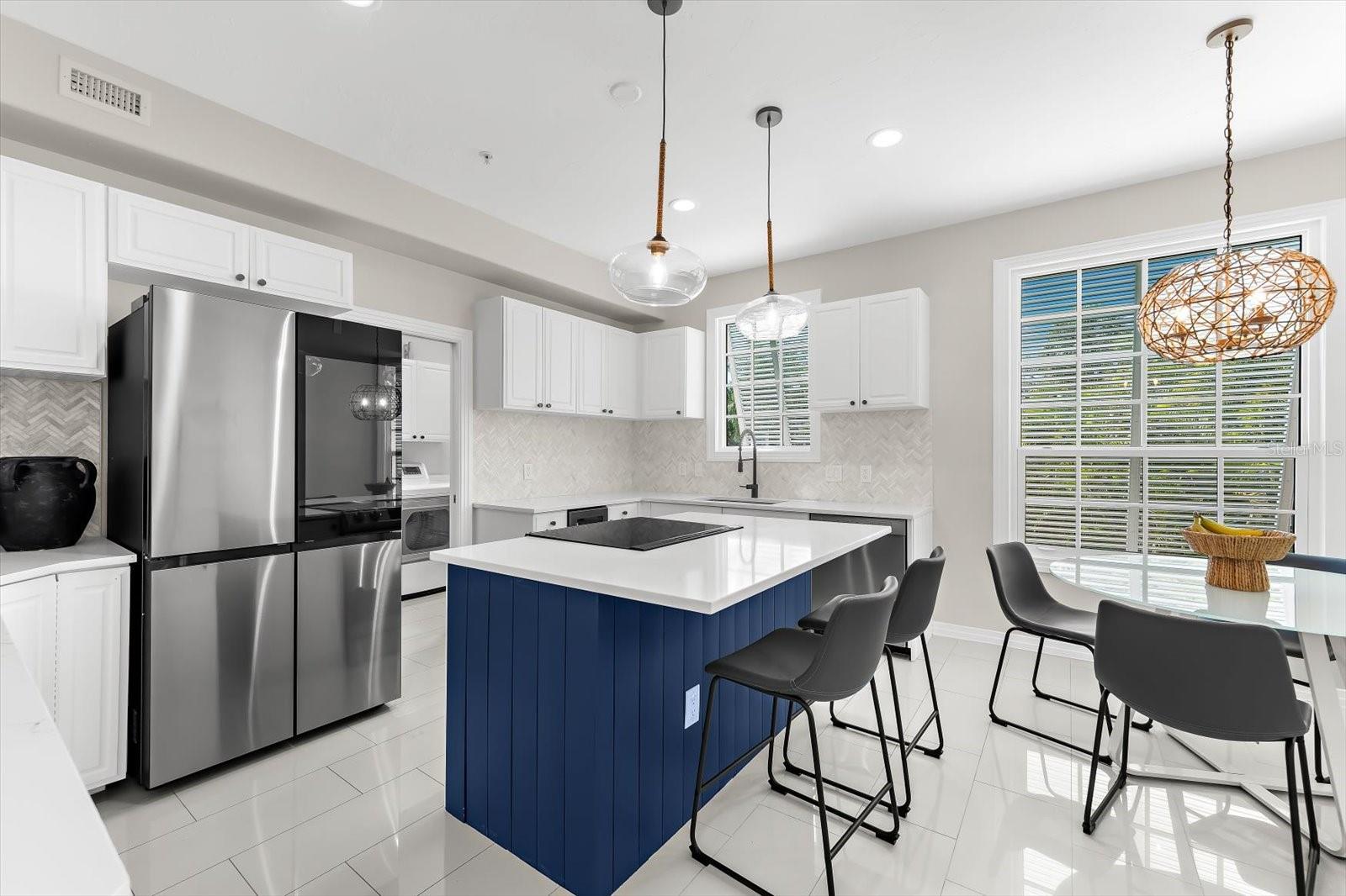 3941 HAMILTON CLUB CIR #9, SARASOTA, FL, 34242