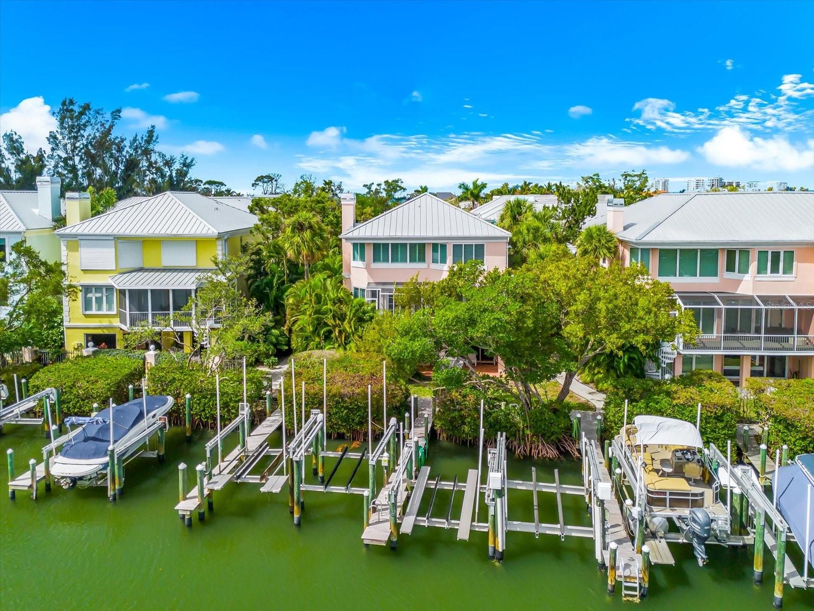 3941 HAMILTON CLUB CIR #9, SARASOTA, FL, 34242