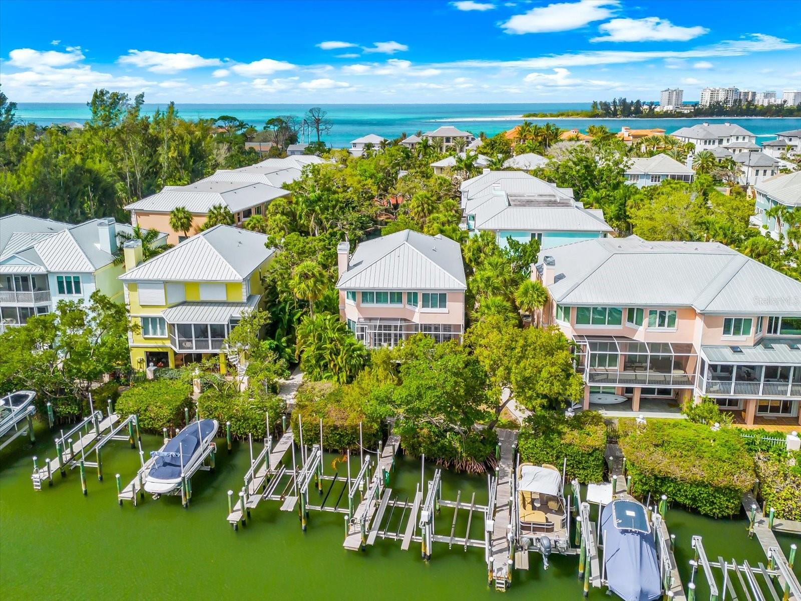 3941 HAMILTON CLUB CIR #9, SARASOTA, FL, 34242