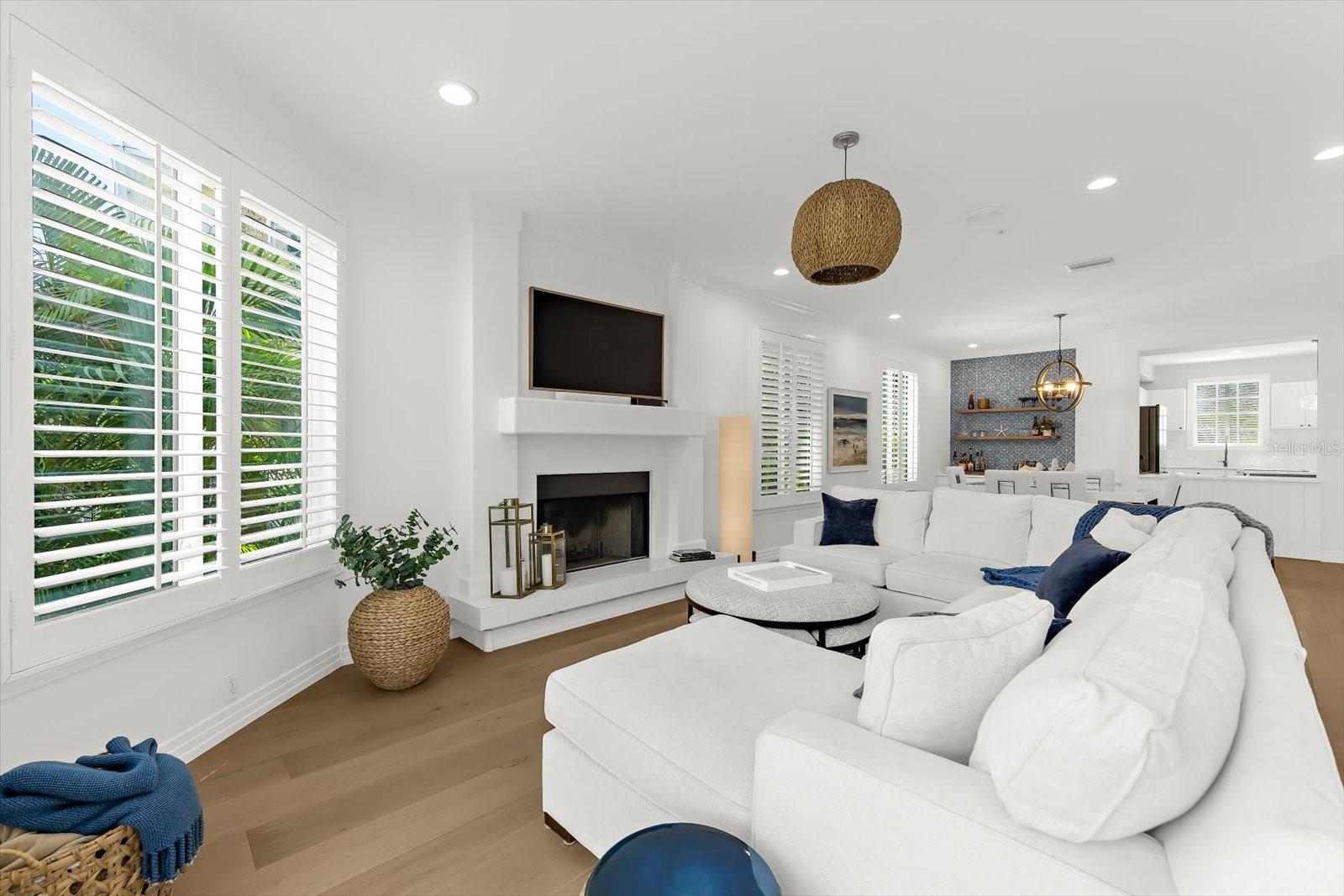 3941 HAMILTON CLUB CIR #9, SARASOTA, FL, 34242