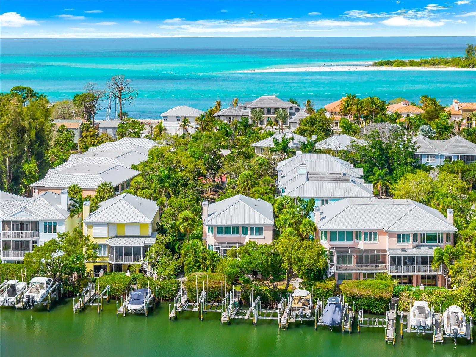 3941 HAMILTON CLUB CIR #9, SARASOTA, FL, 34242