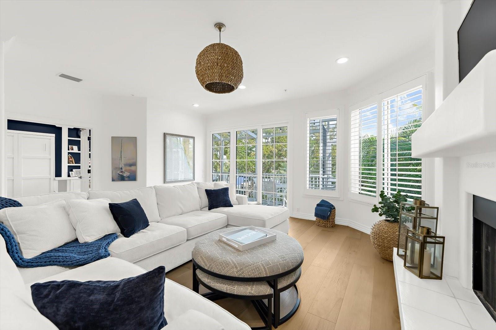 3941 HAMILTON CLUB CIR #9, SARASOTA, FL, 34242