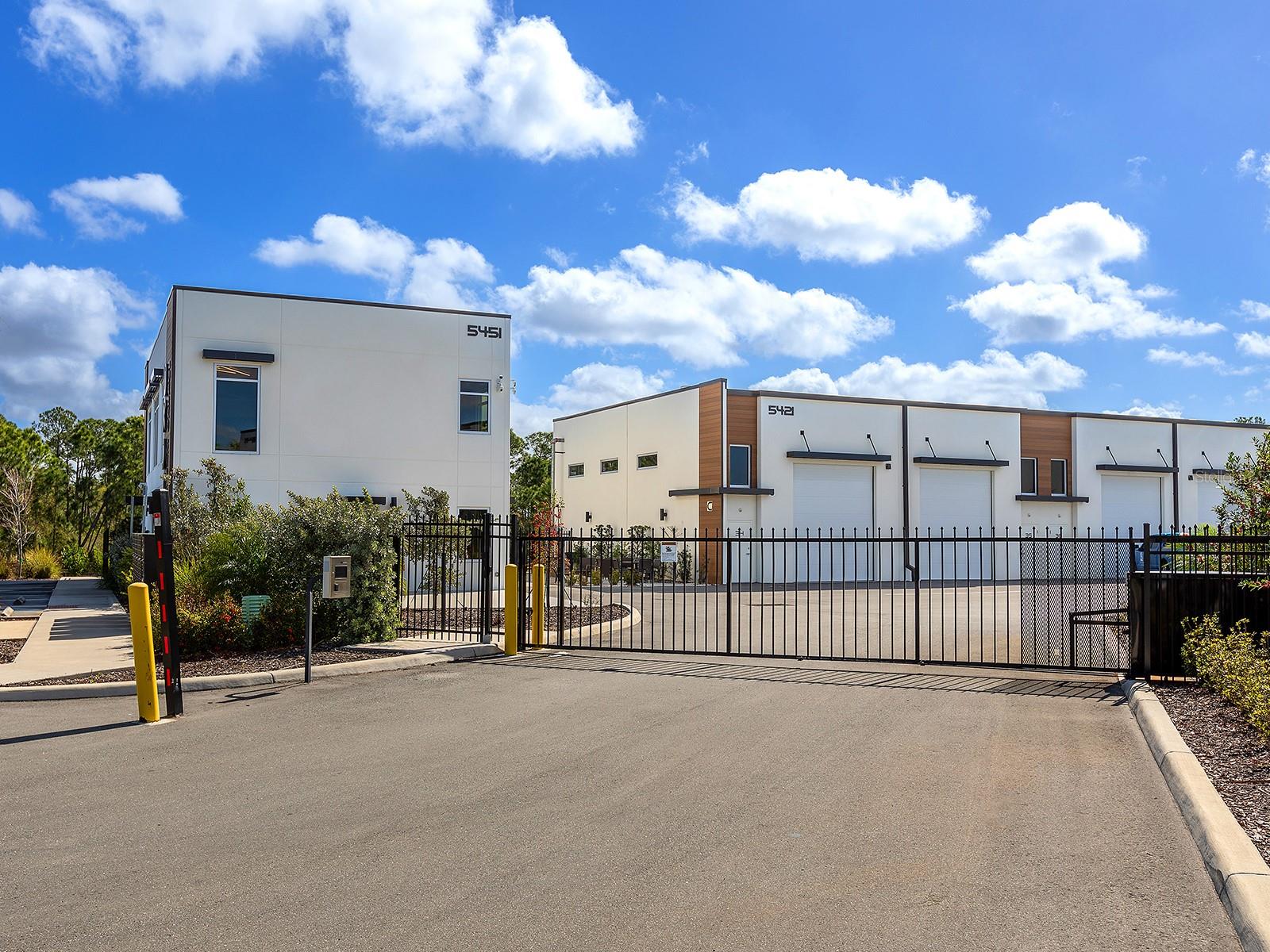 5421 COMMUNICATIONS PKWY #58, LAKEWOOD RANCH, FL, 34240