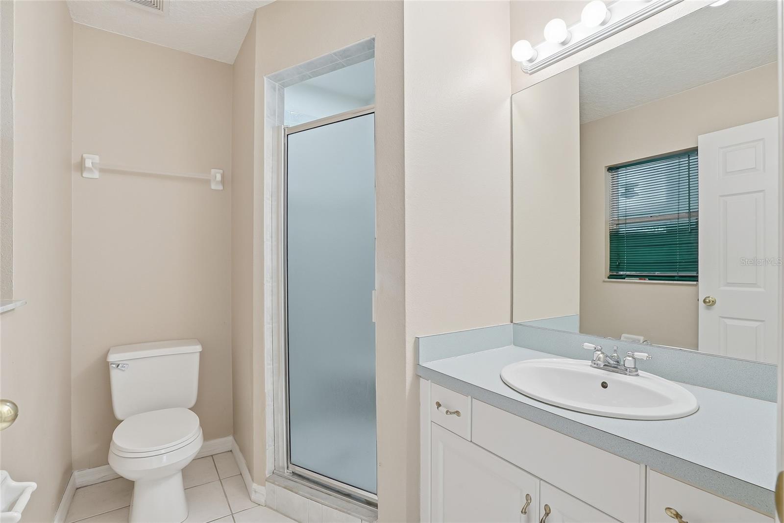 4717 LAKEWOOD DR, SEFFNER, FL, 33584