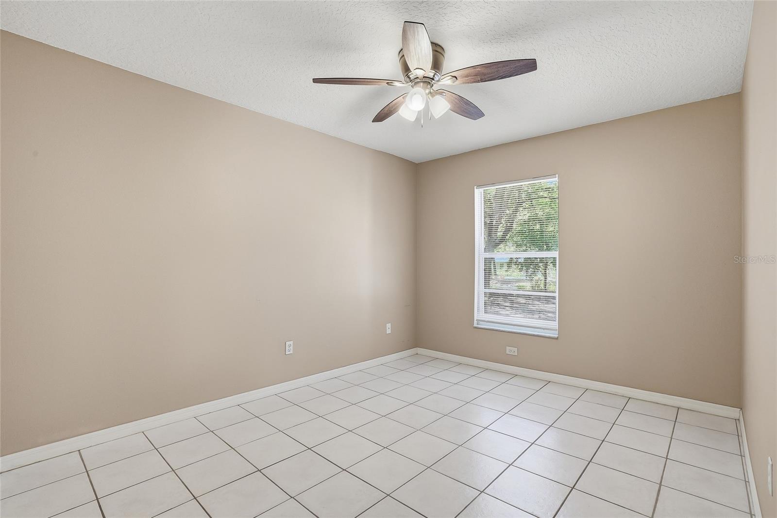 4717 LAKEWOOD DR, SEFFNER, FL, 33584