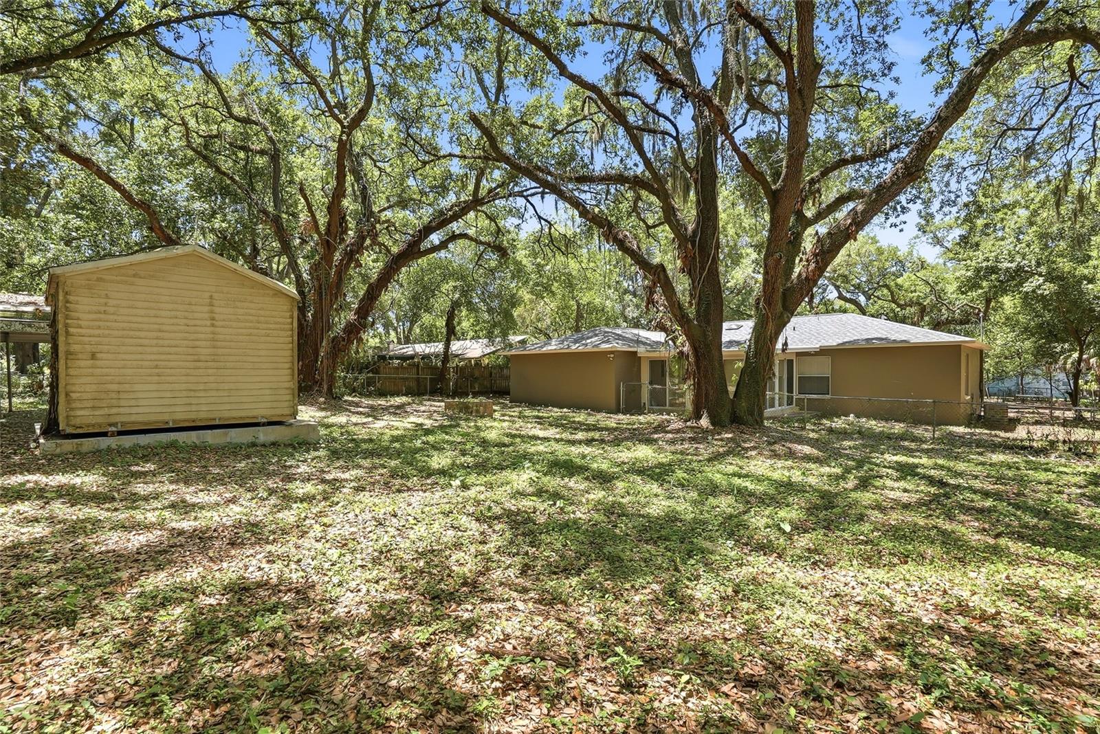 4717 LAKEWOOD DR, SEFFNER, FL, 33584