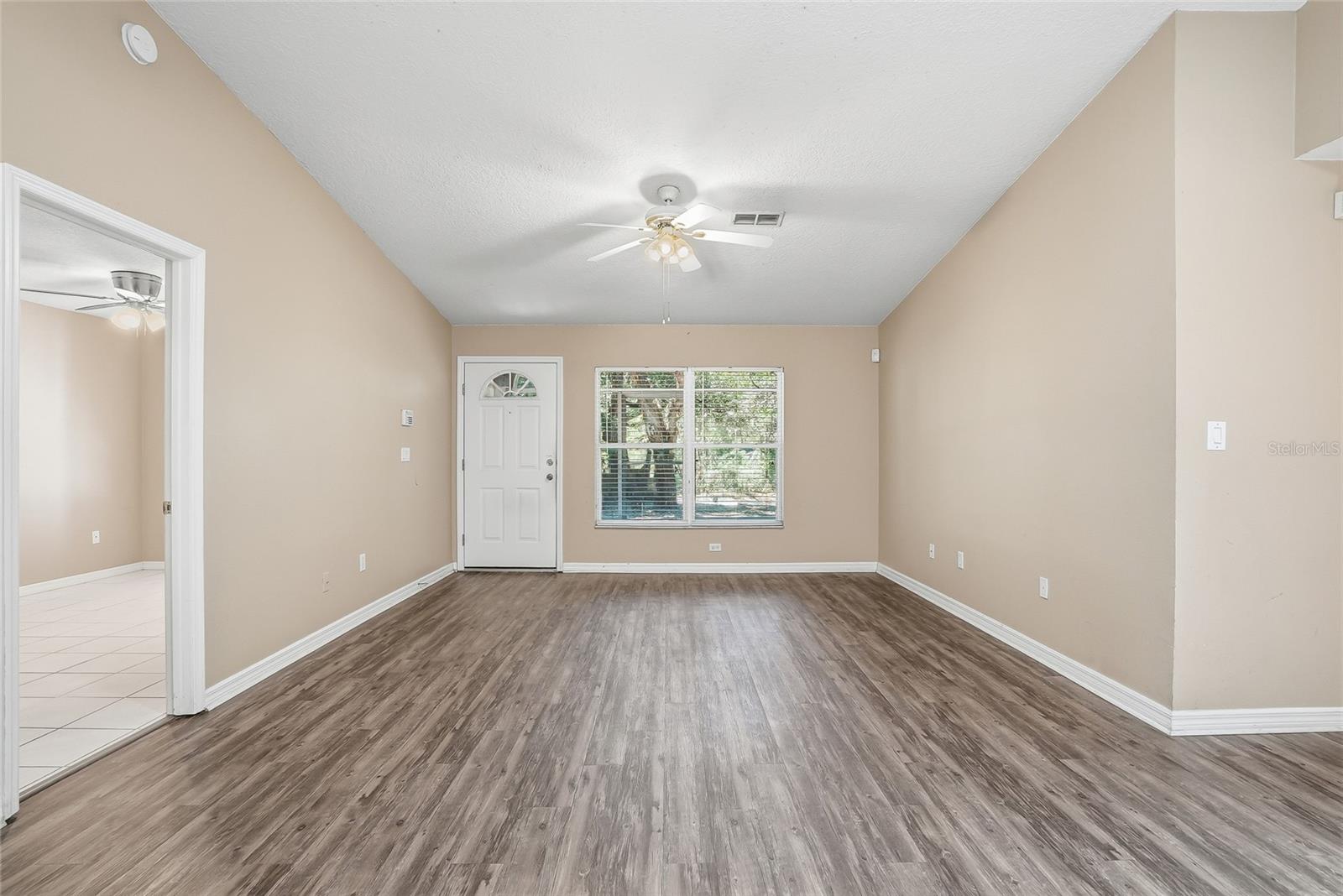 4717 LAKEWOOD DR, SEFFNER, FL, 33584