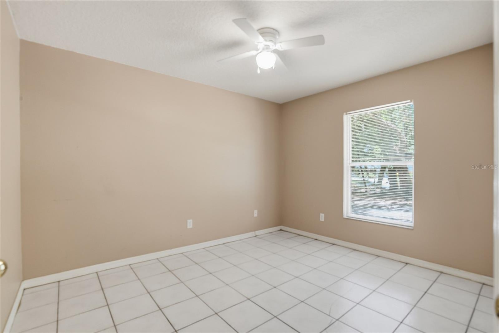 4717 LAKEWOOD DR, SEFFNER, FL, 33584