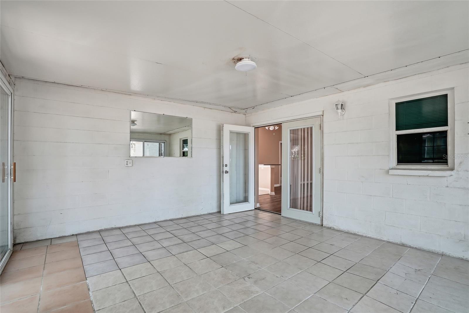 4717 LAKEWOOD DR, SEFFNER, FL, 33584