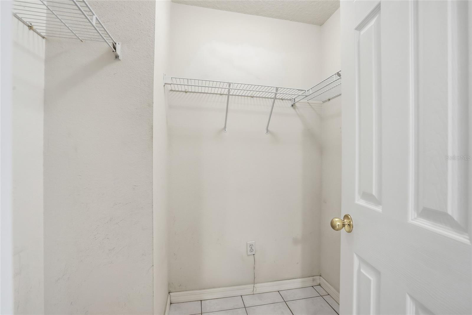 4717 LAKEWOOD DR, SEFFNER, FL, 33584