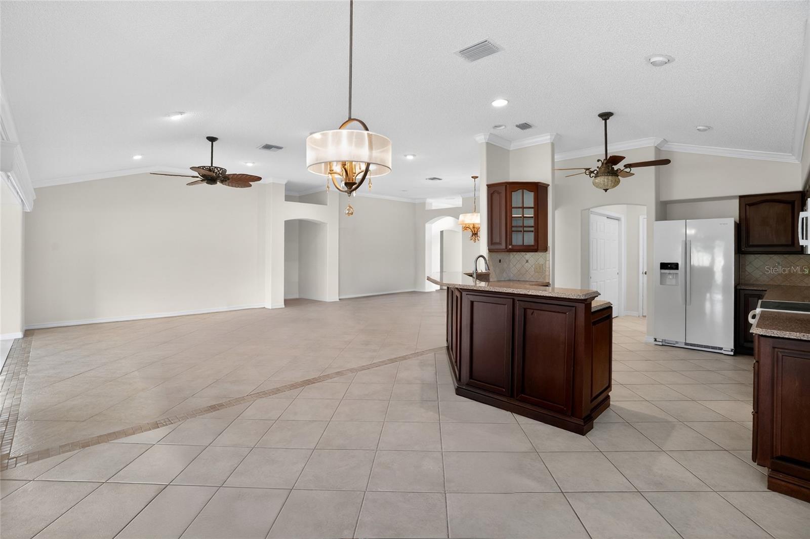 2403 TAMARINDO DR, THE VILLAGES, FL, 32162