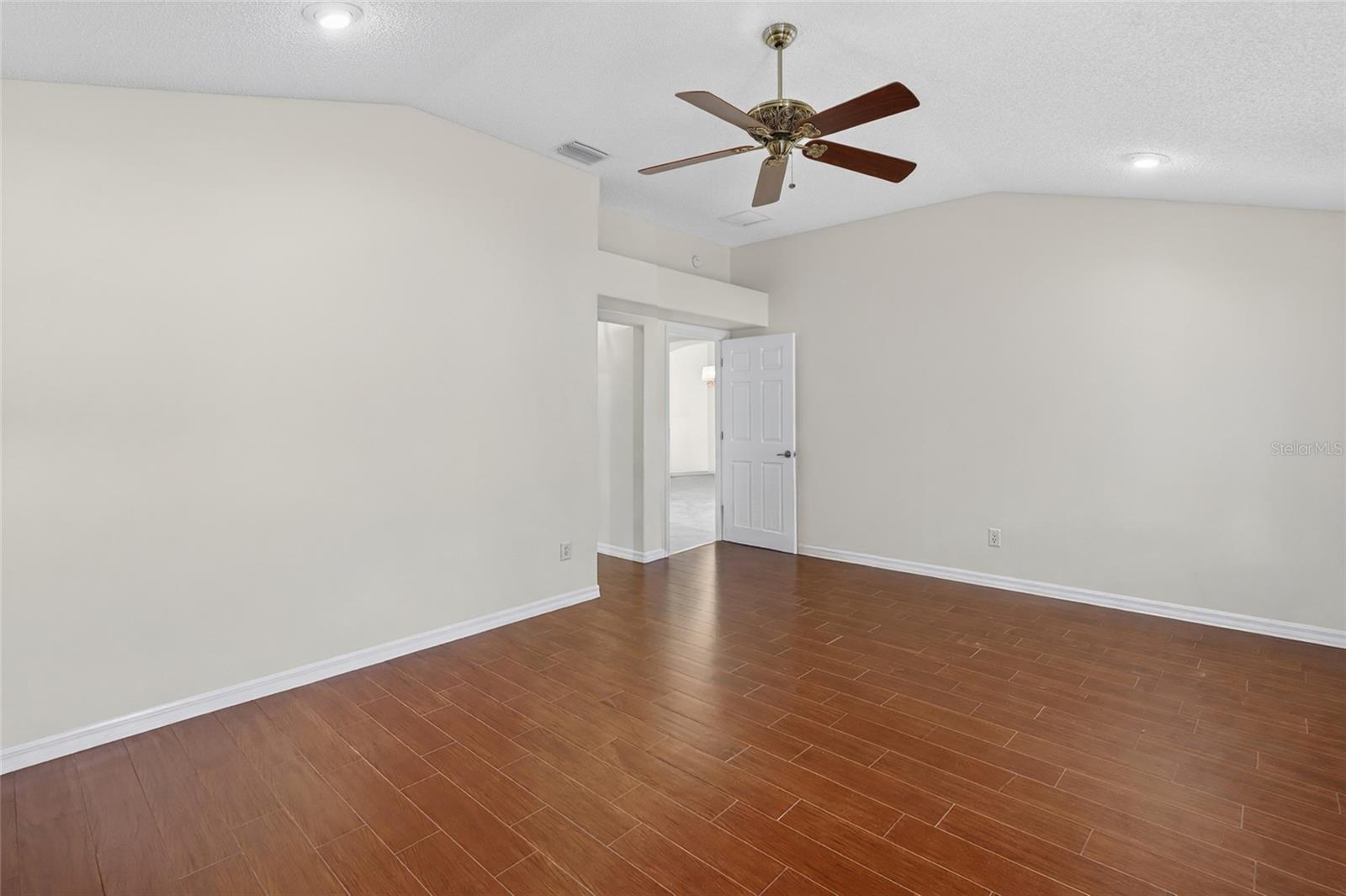 2403 TAMARINDO DR, THE VILLAGES, FL, 32162