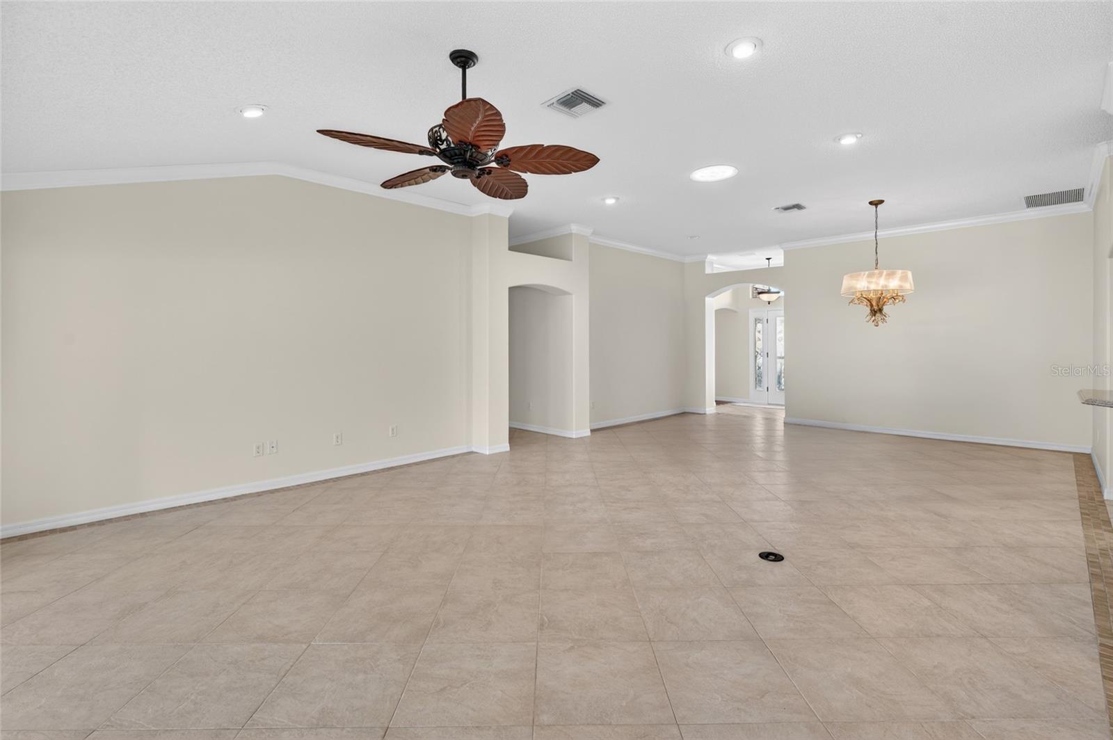 2403 TAMARINDO DR, THE VILLAGES, FL, 32162