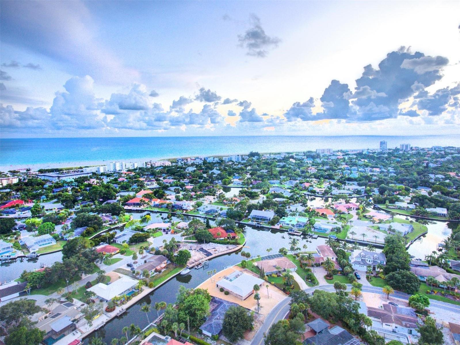 5354 SHADOW LAWN DR, SARASOTA, FL, 34242