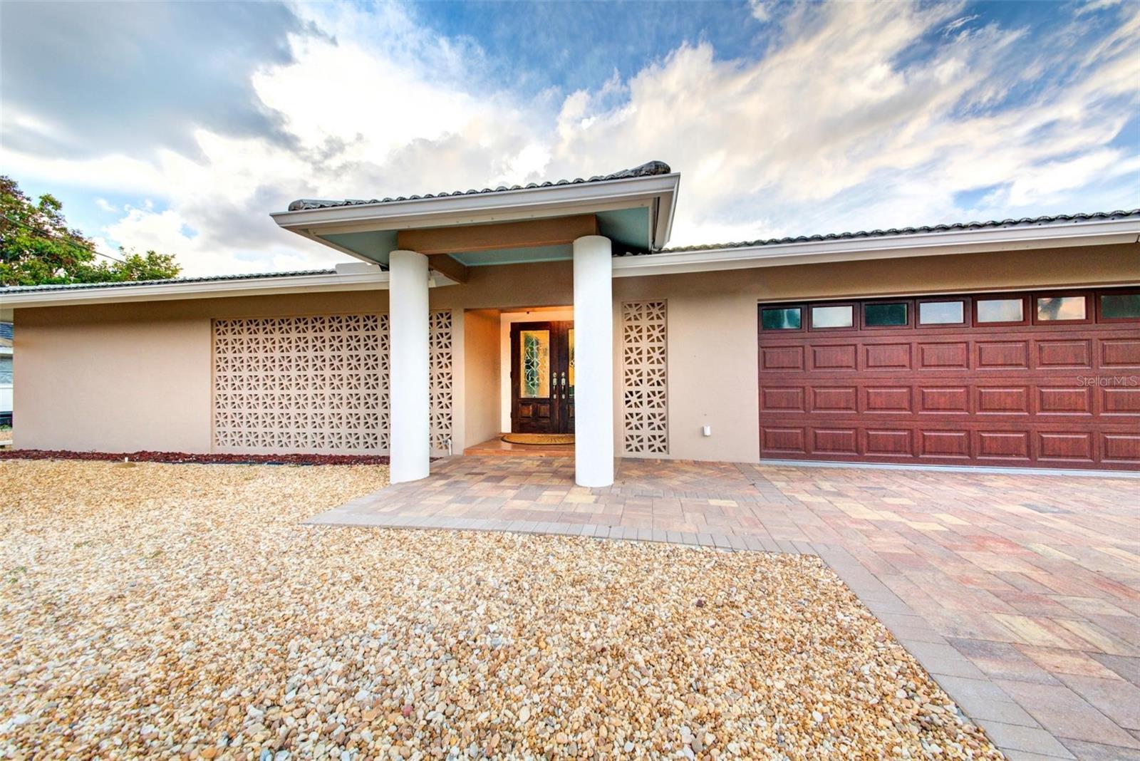 5354 SHADOW LAWN DR, SARASOTA, FL, 34242