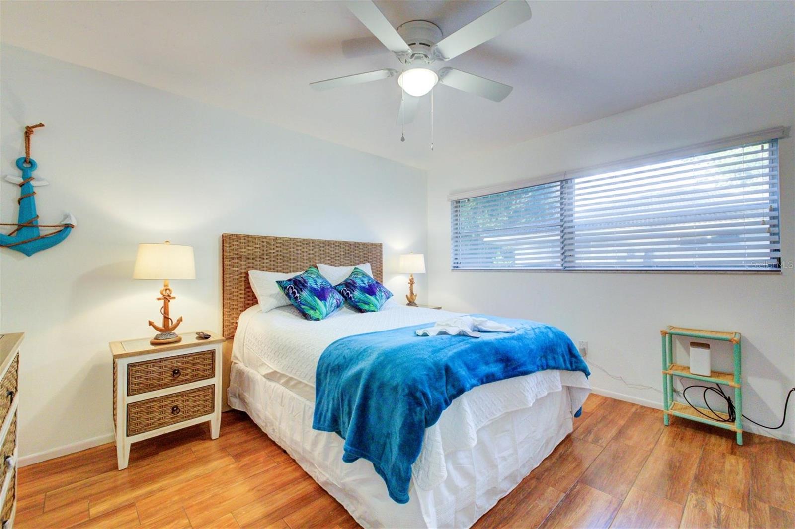 5354 SHADOW LAWN DR, SARASOTA, FL, 34242