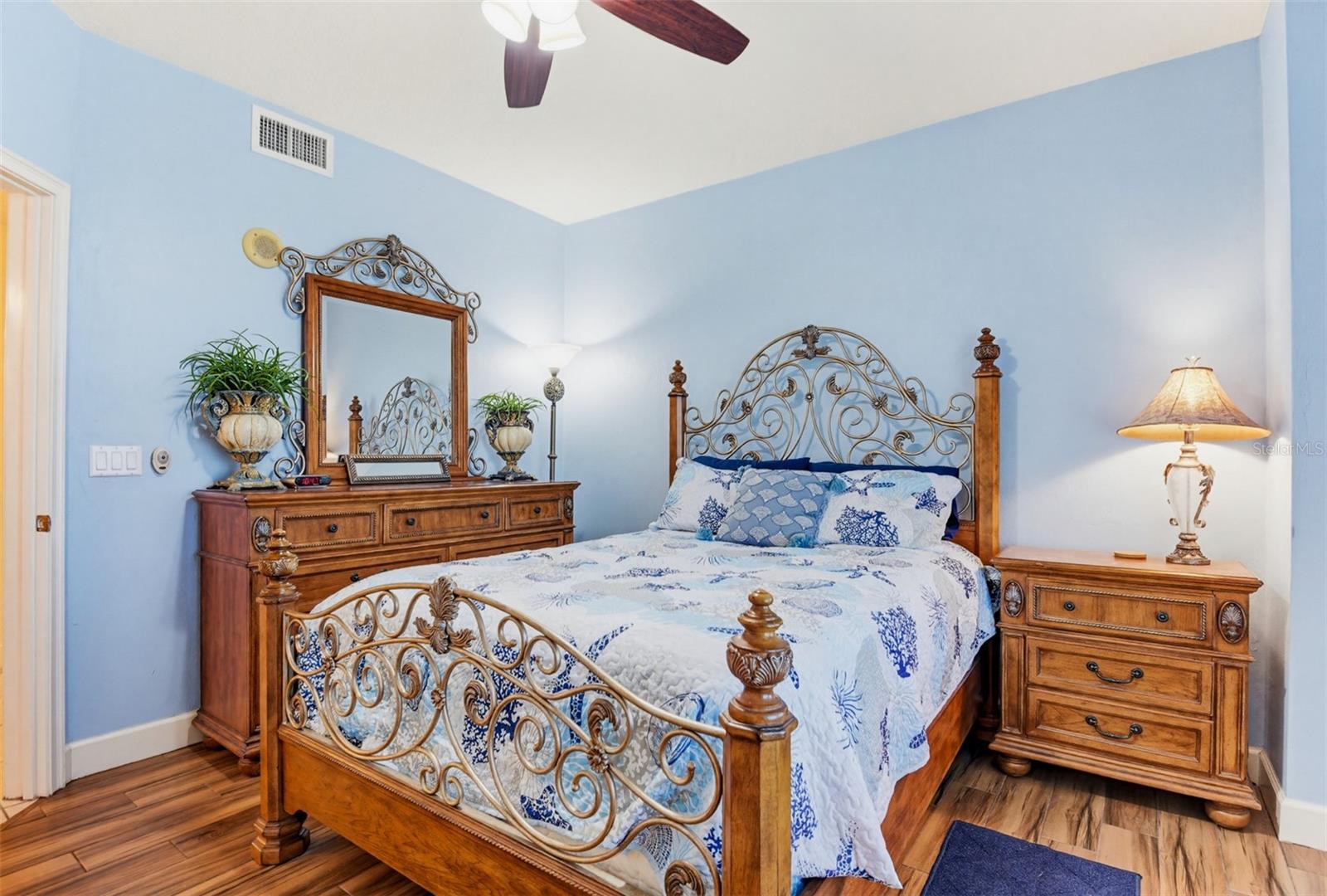 2403 S ATLANTIC AVE #811, DAYTONA BEACH SHORES, FL, 32118