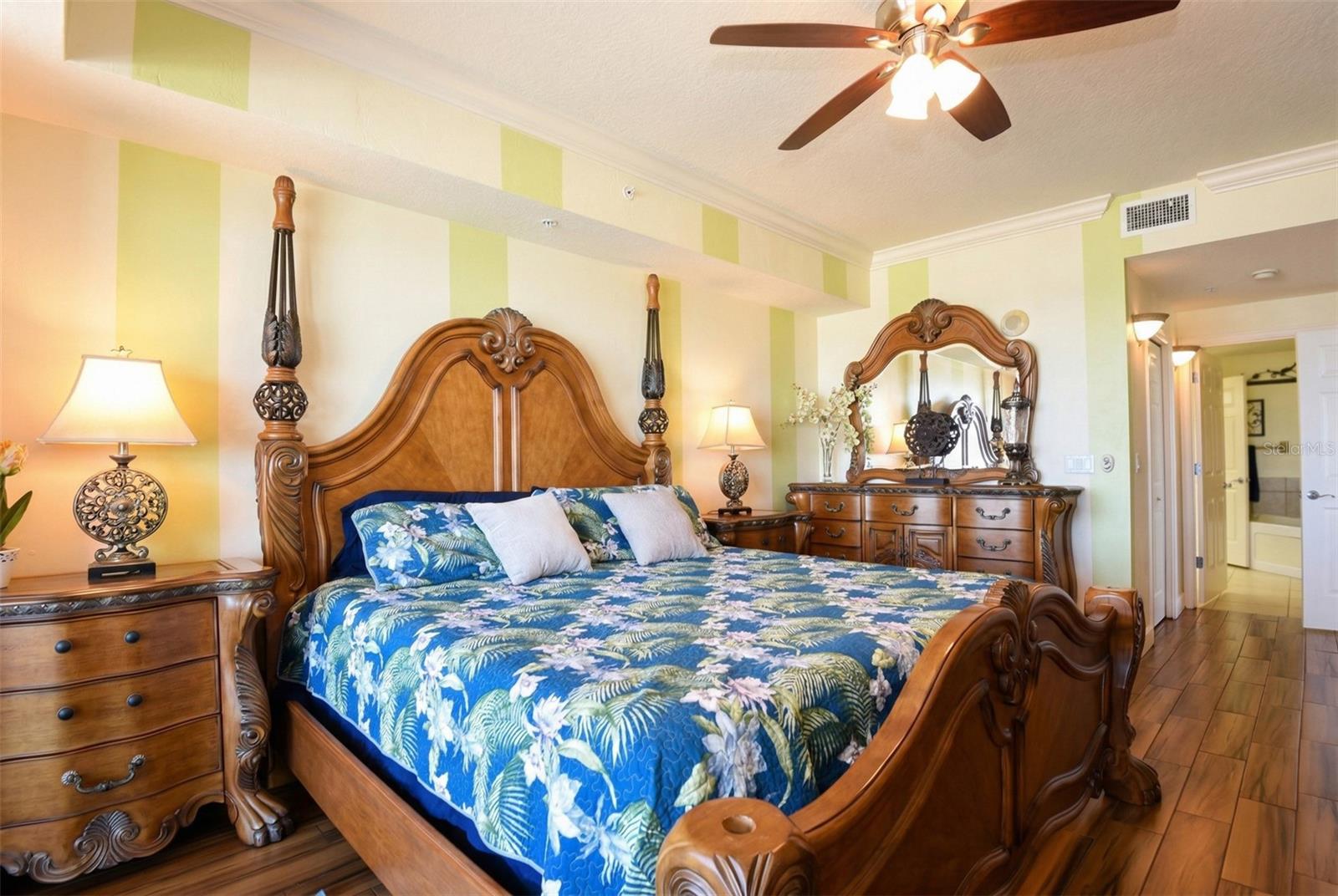 2403 S ATLANTIC AVE #811, DAYTONA BEACH SHORES, FL, 32118