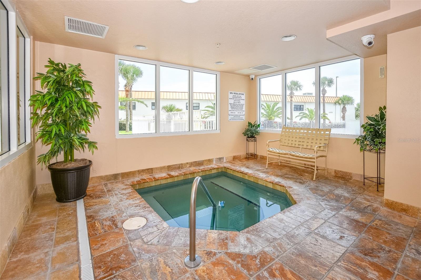 2403 S ATLANTIC AVE #811, DAYTONA BEACH SHORES, FL, 32118