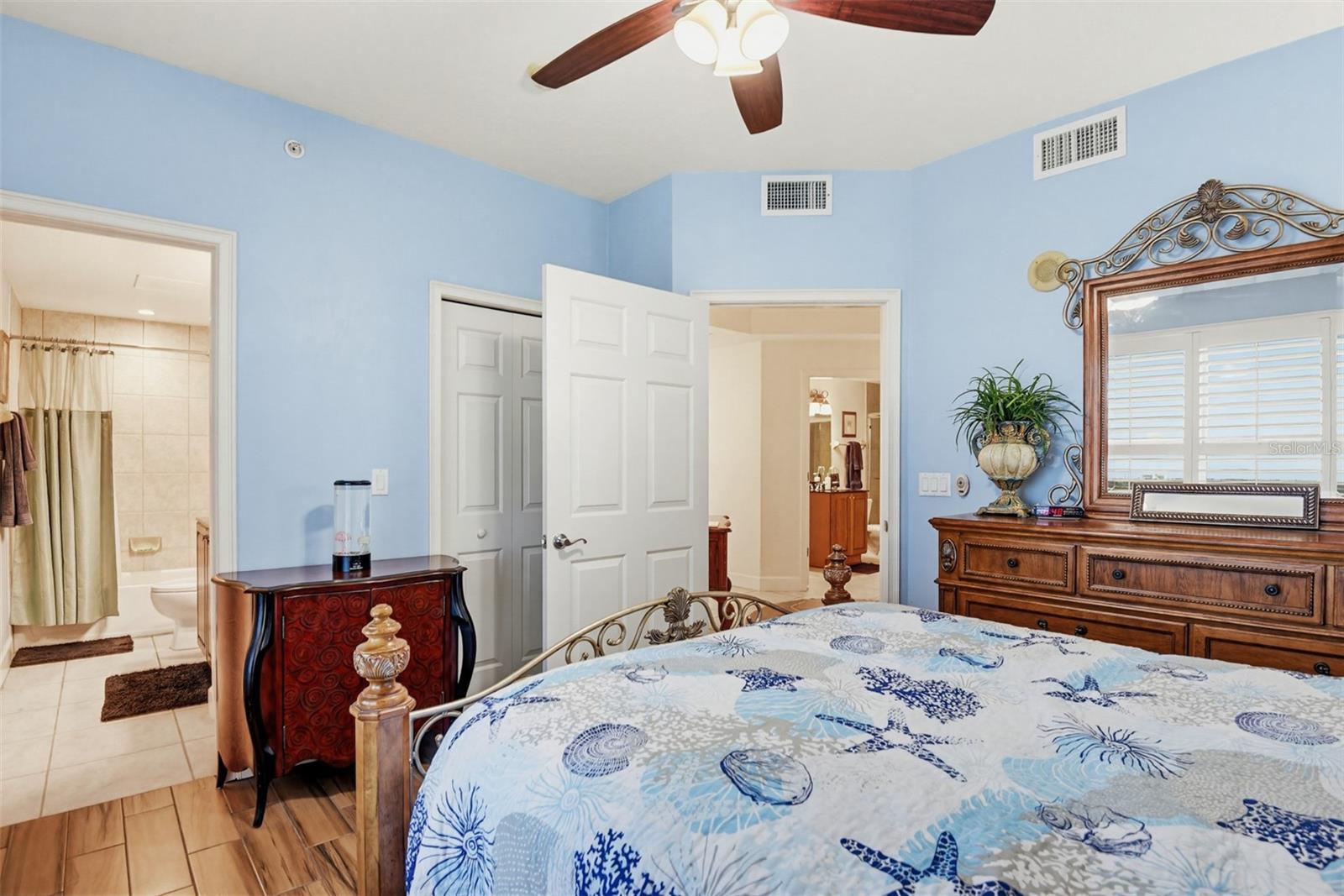 2403 S ATLANTIC AVE #811, DAYTONA BEACH SHORES, FL, 32118