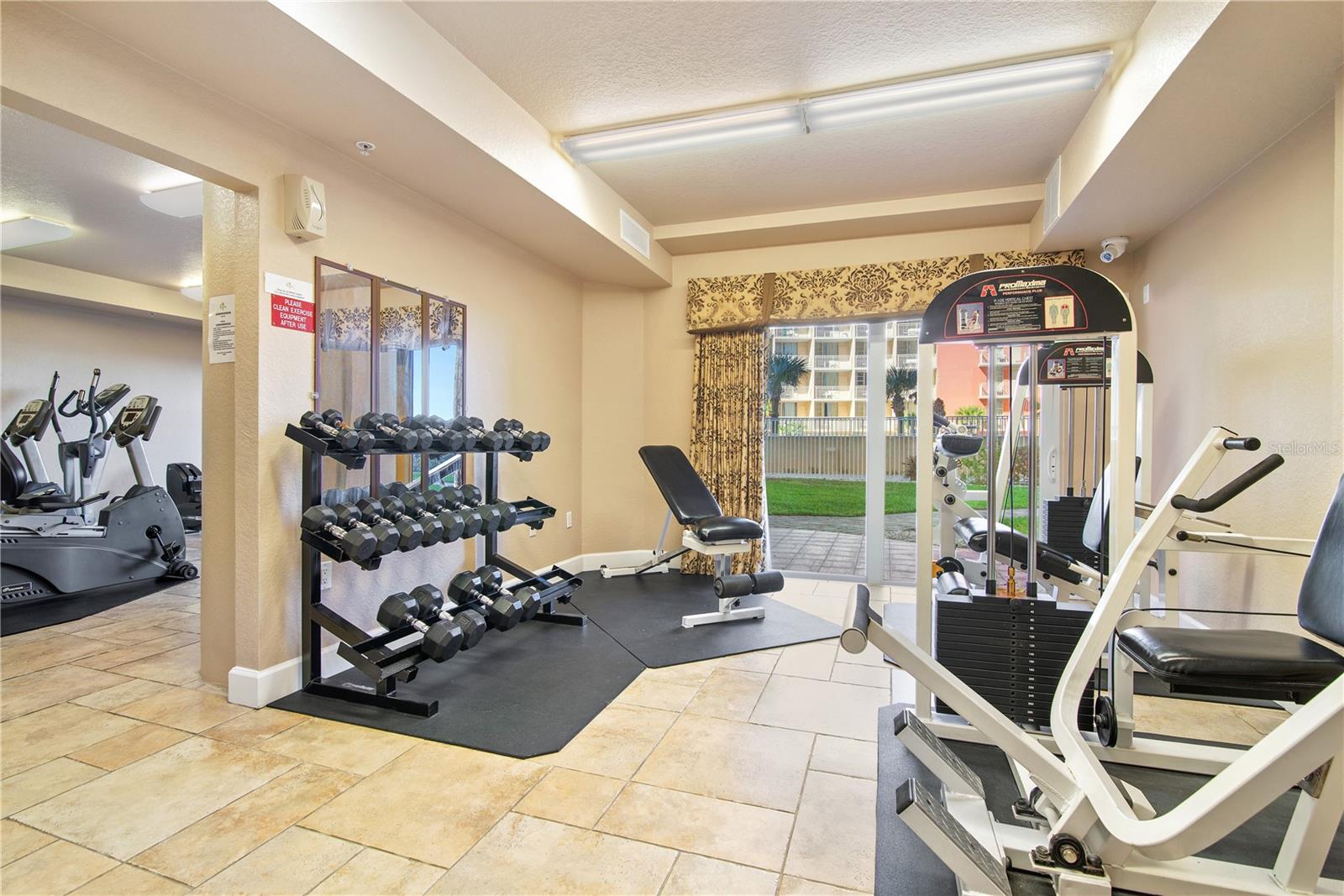 2403 S ATLANTIC AVE #811, DAYTONA BEACH SHORES, FL, 32118