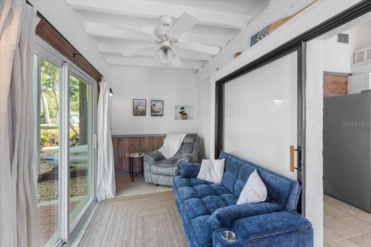 6093 AVENUE OF THE PALMS, WEEKI WACHEE, FL, 34607