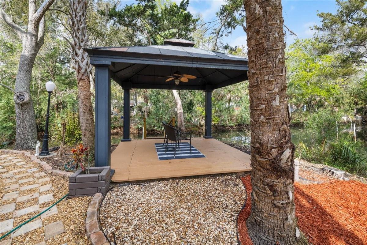 6093 AVENUE OF THE PALMS, WEEKI WACHEE, FL, 34607