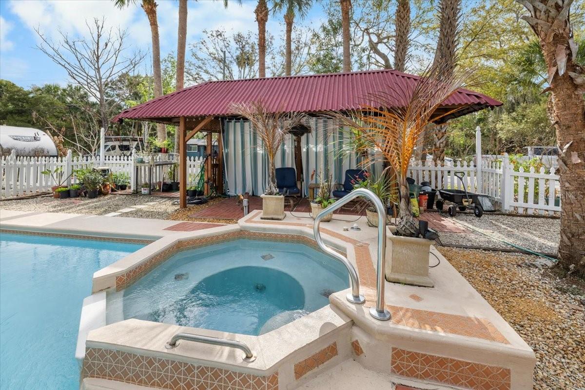 6093 AVENUE OF THE PALMS, WEEKI WACHEE, FL, 34607