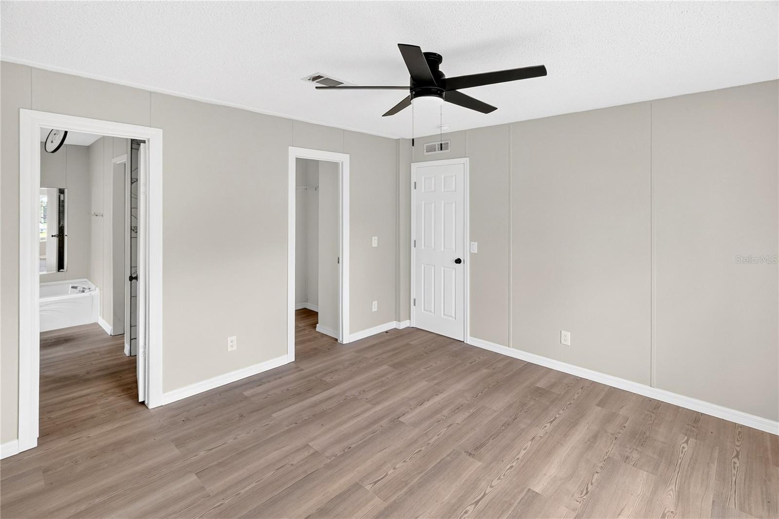 13882 SW 130TH AVE, ARCHER, FL, 32618