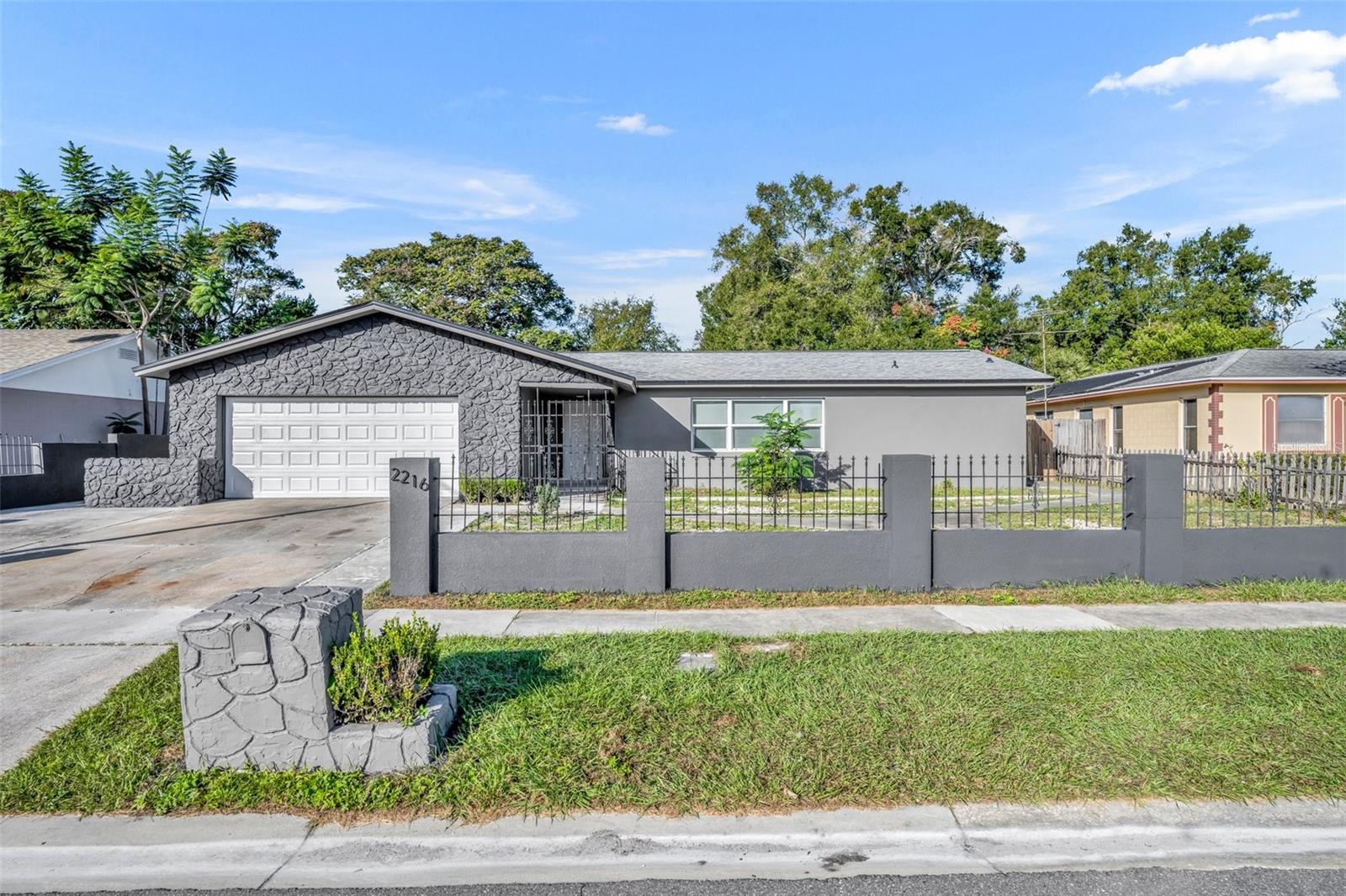 2216 CHERBOURG CT, ORLANDO, FL, 32808