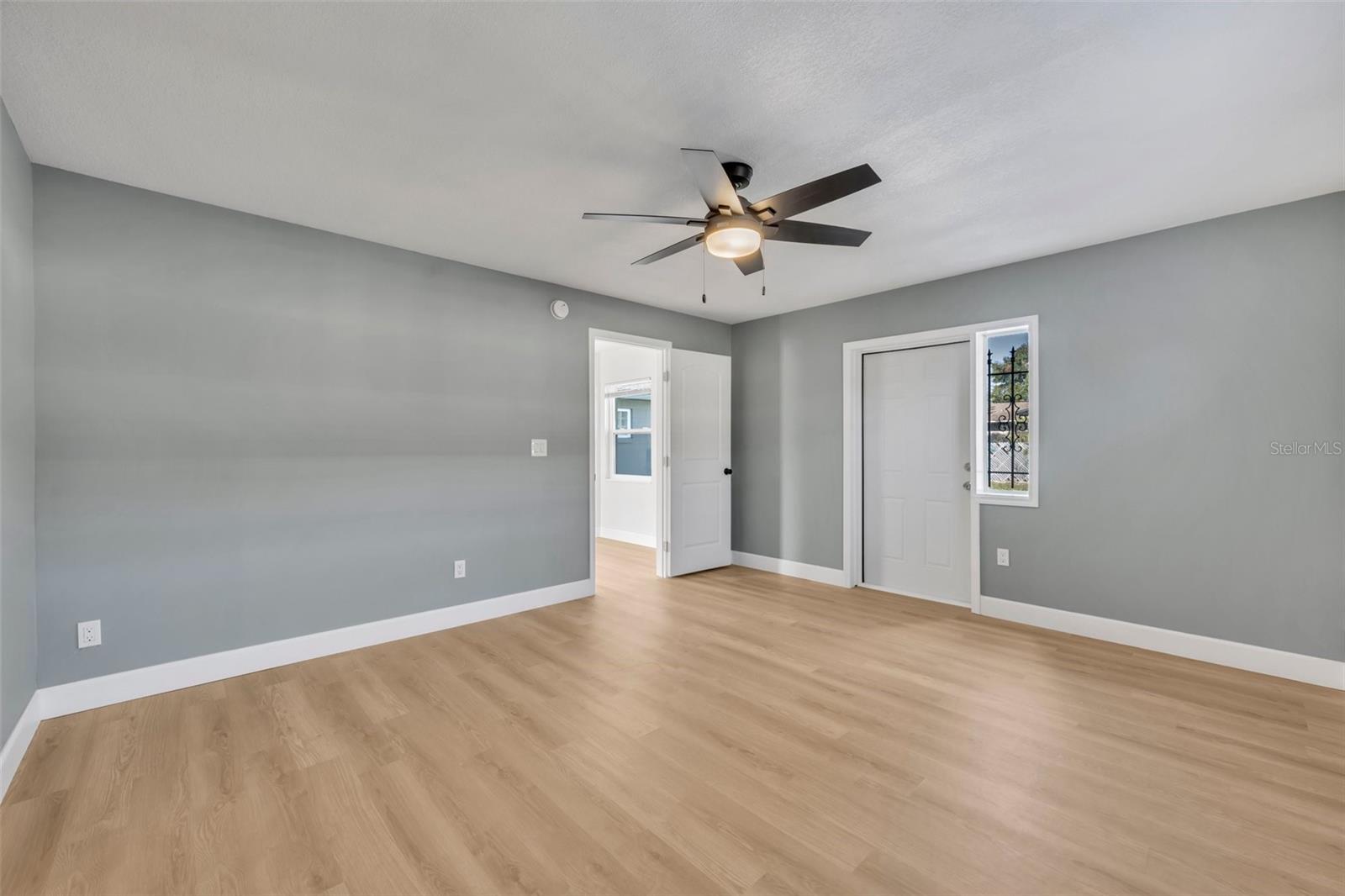 2216 CHERBOURG CT, ORLANDO, FL, 32808