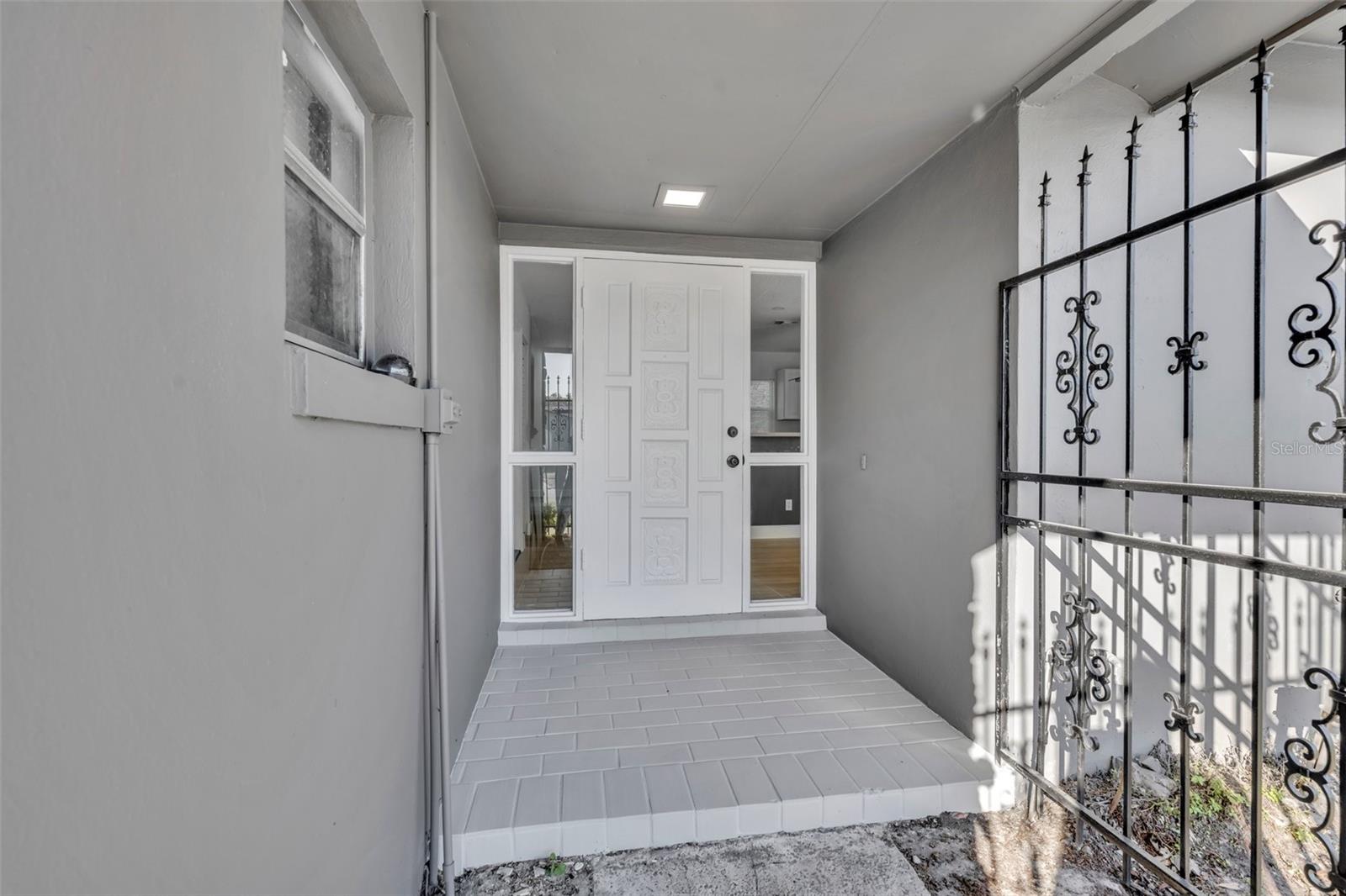 2216 CHERBOURG CT, ORLANDO, FL, 32808