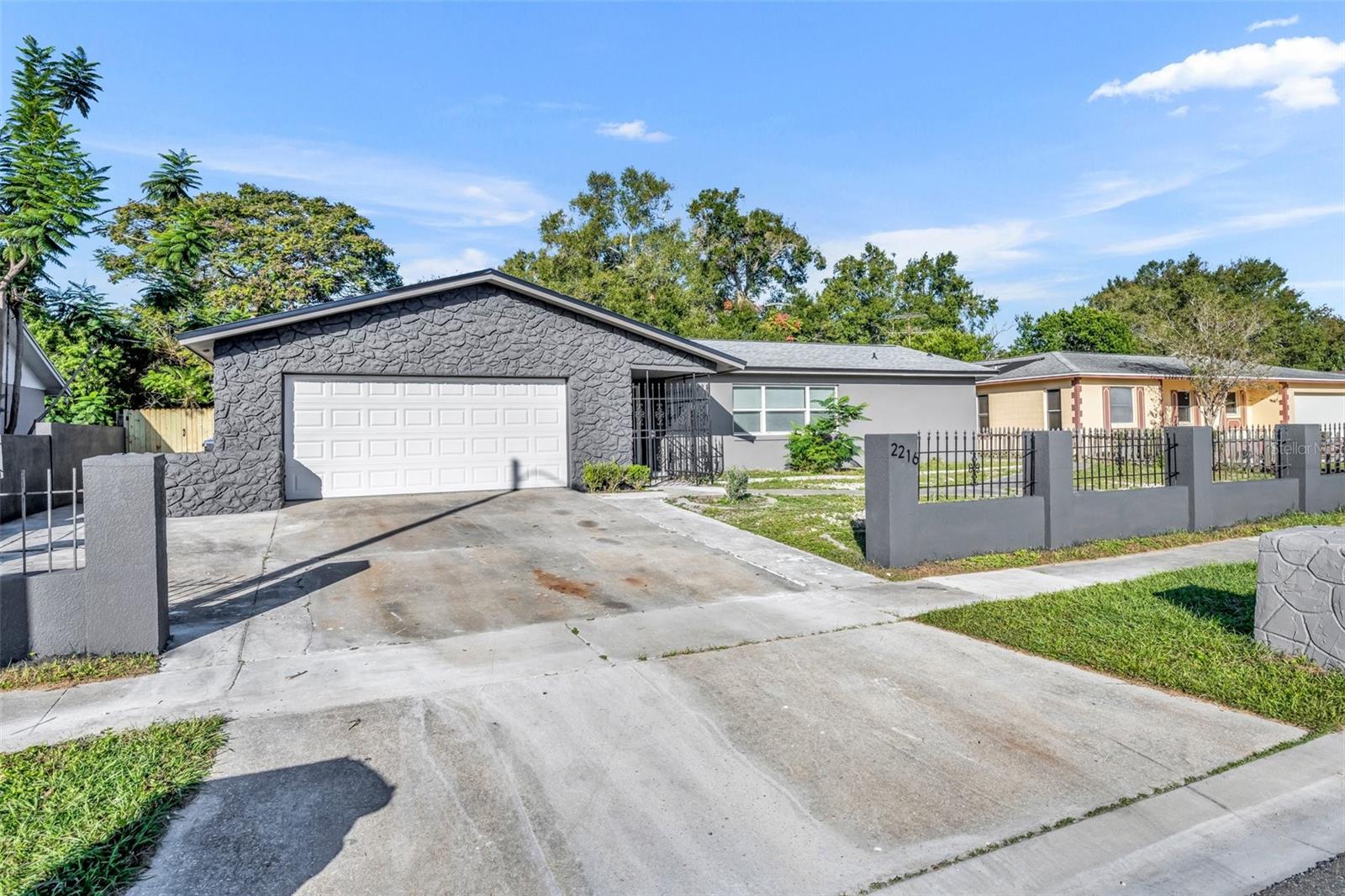2216 CHERBOURG CT, ORLANDO, FL, 32808