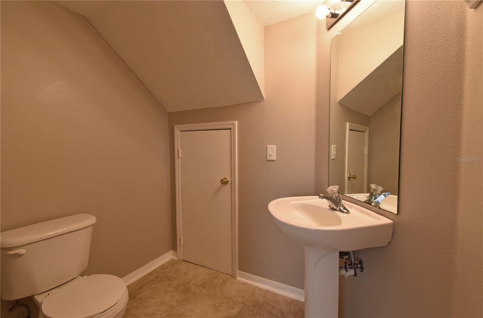 4077 DOLPHIN DR, TAMPA, FL, 33617