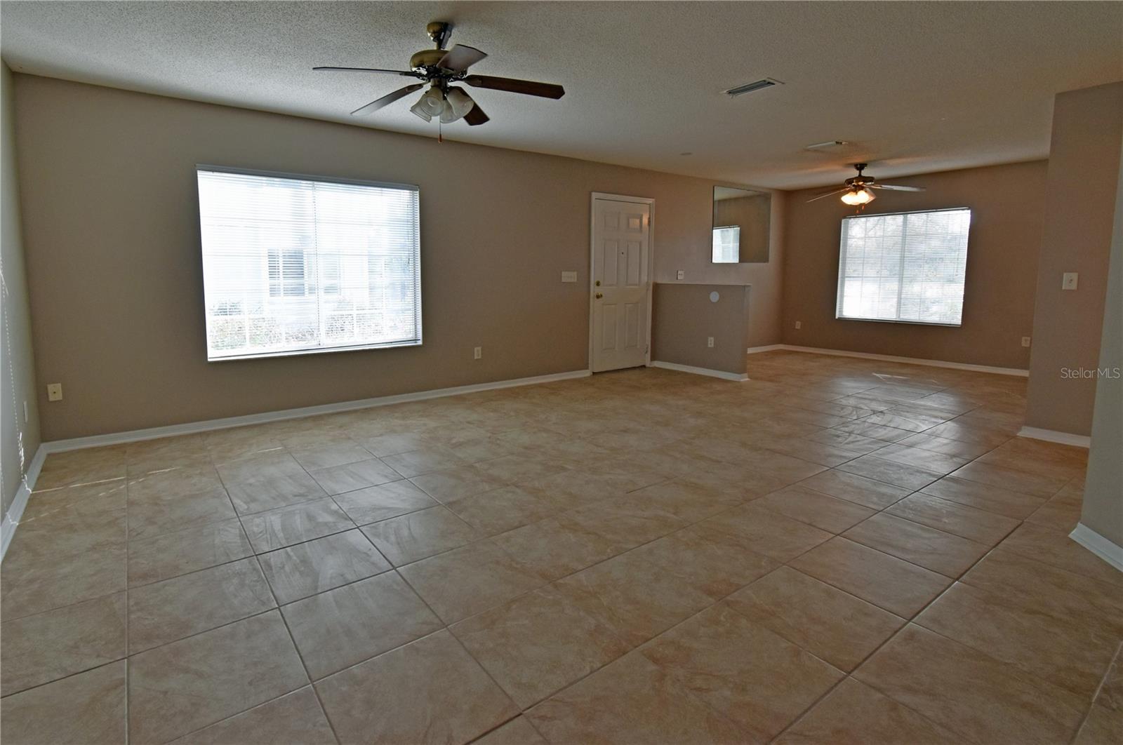 4077 DOLPHIN DR, TAMPA, FL, 33617