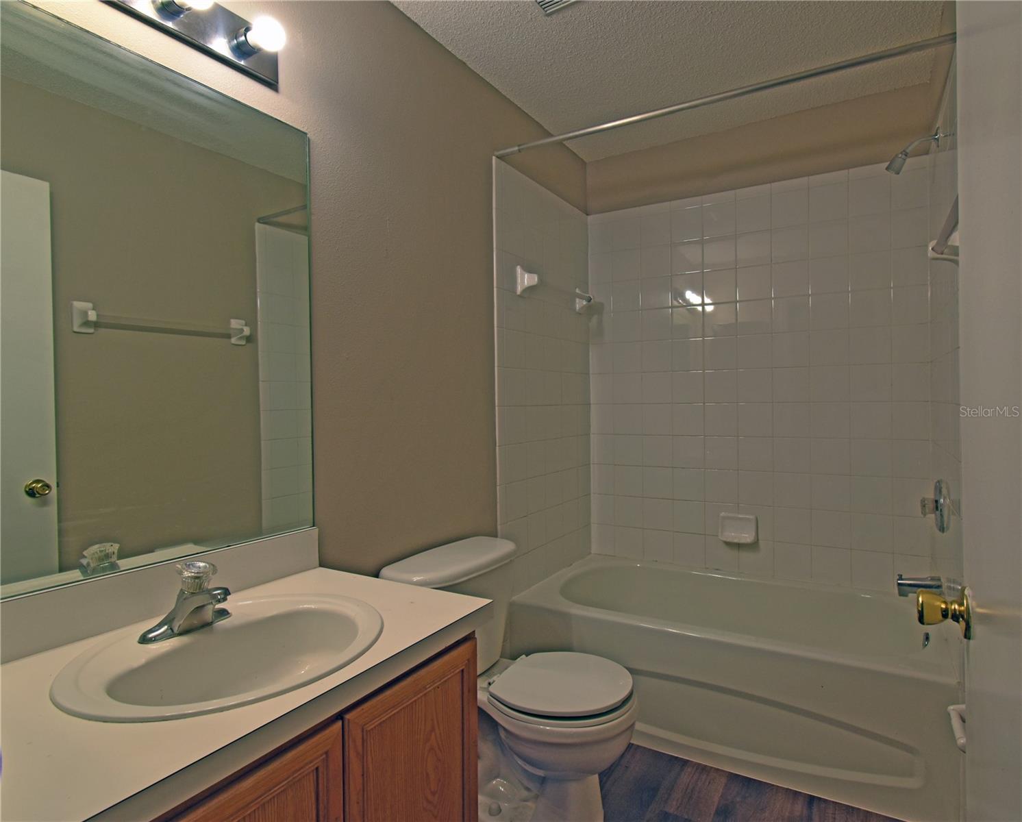 4077 DOLPHIN DR, TAMPA, FL, 33617