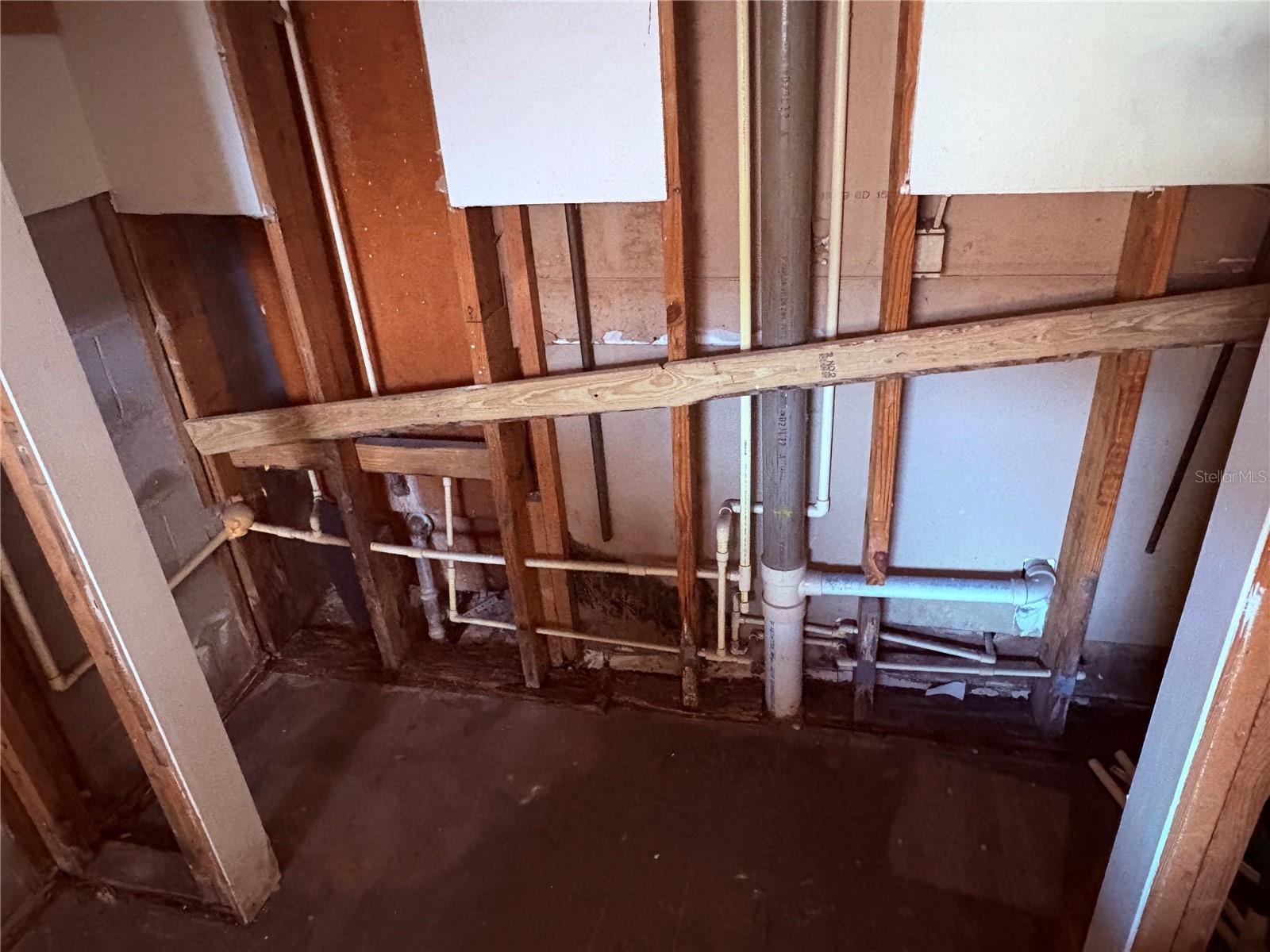 501 N LANIER AVE, FORT MEADE, FL, 33841