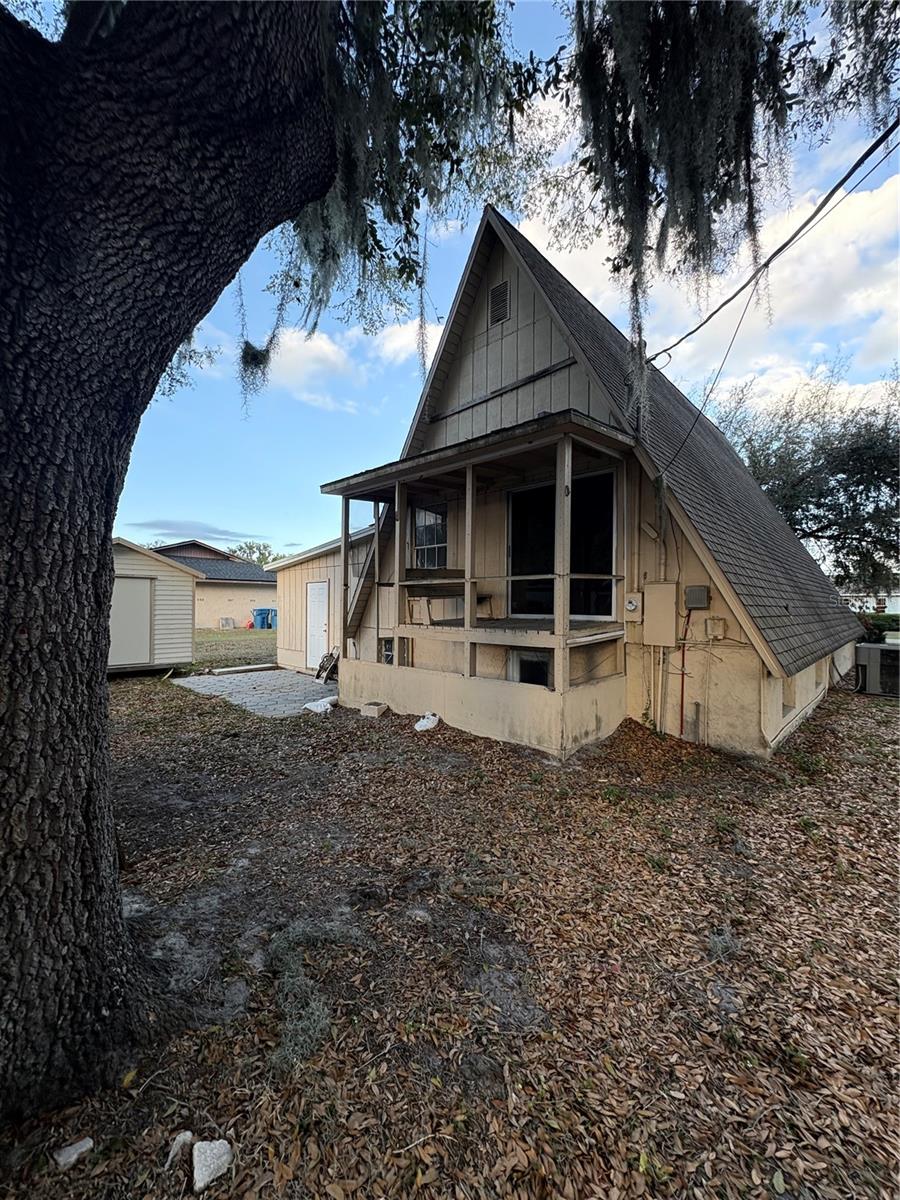 501 N LANIER AVE, FORT MEADE, FL, 33841