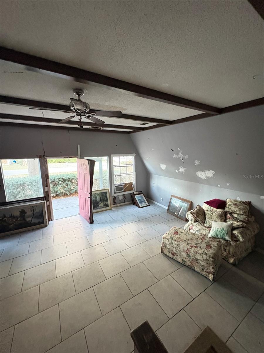 501 N LANIER AVE, FORT MEADE, FL, 33841