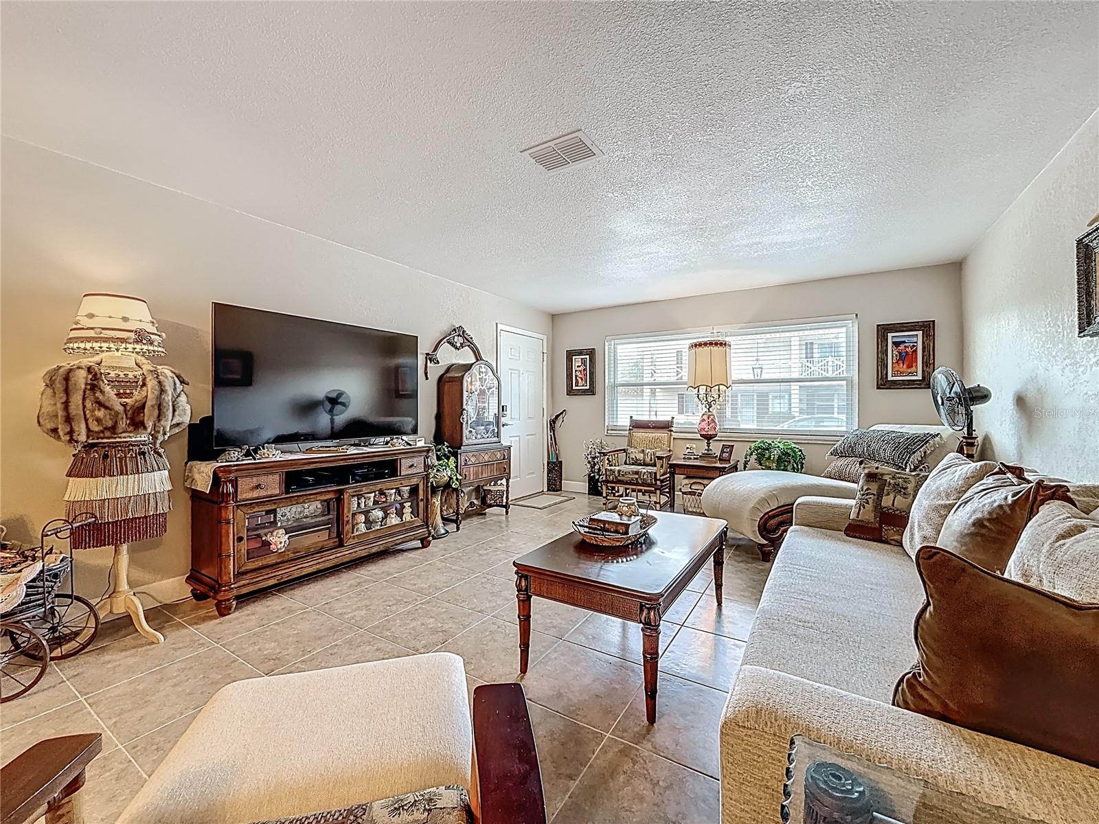 304 MINDY DR, LARGO, FL, 33771
