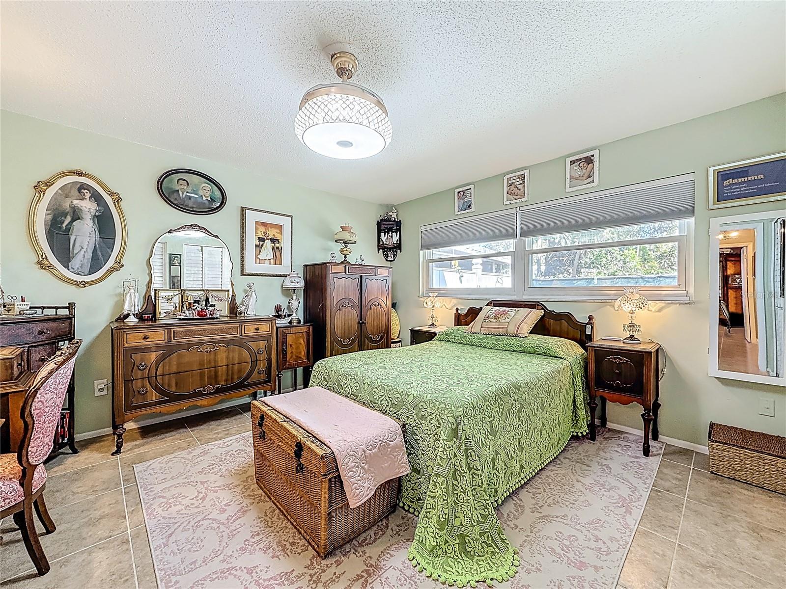 304 MINDY DR, LARGO, FL, 33771