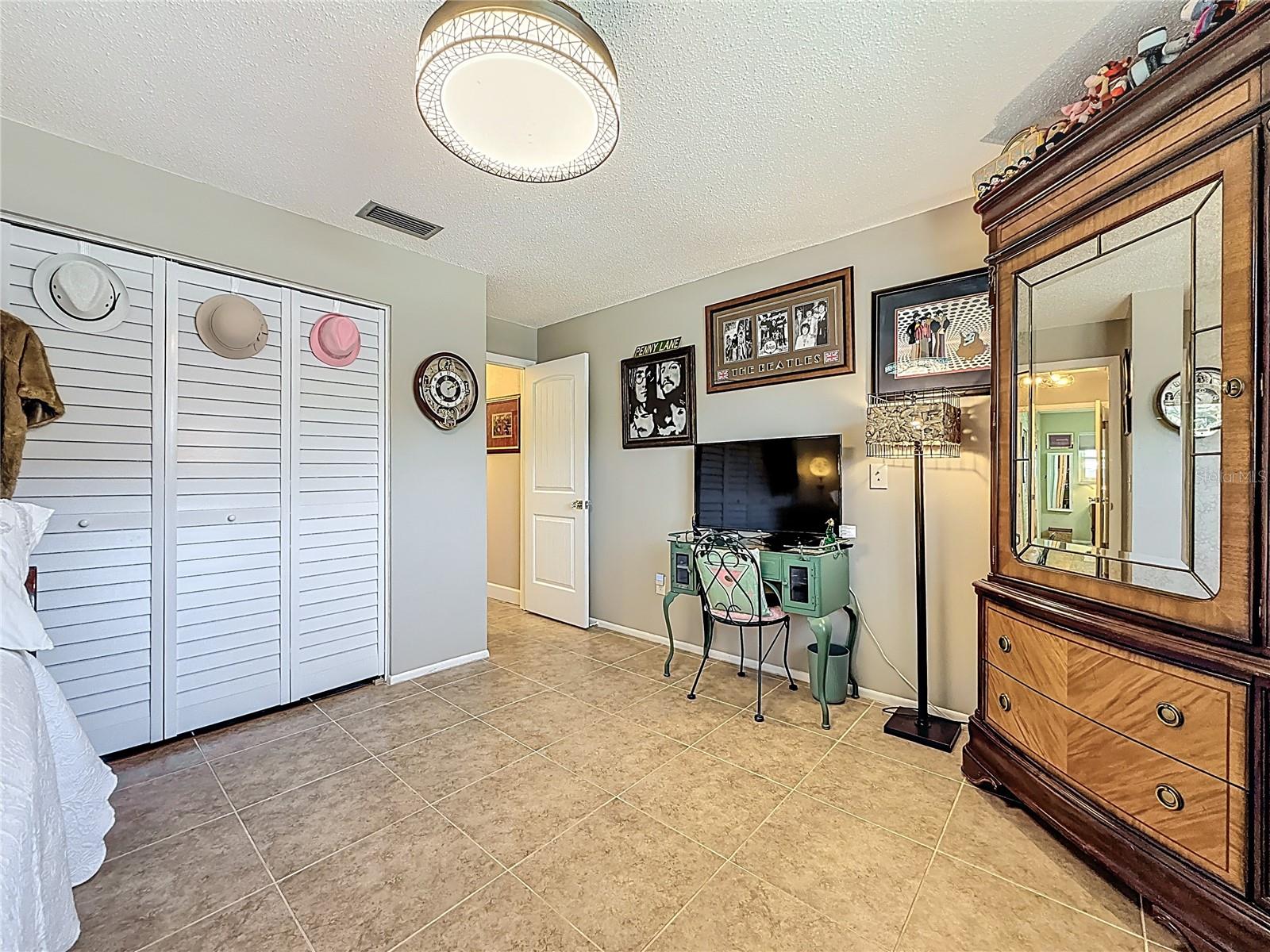 304 MINDY DR, LARGO, FL, 33771