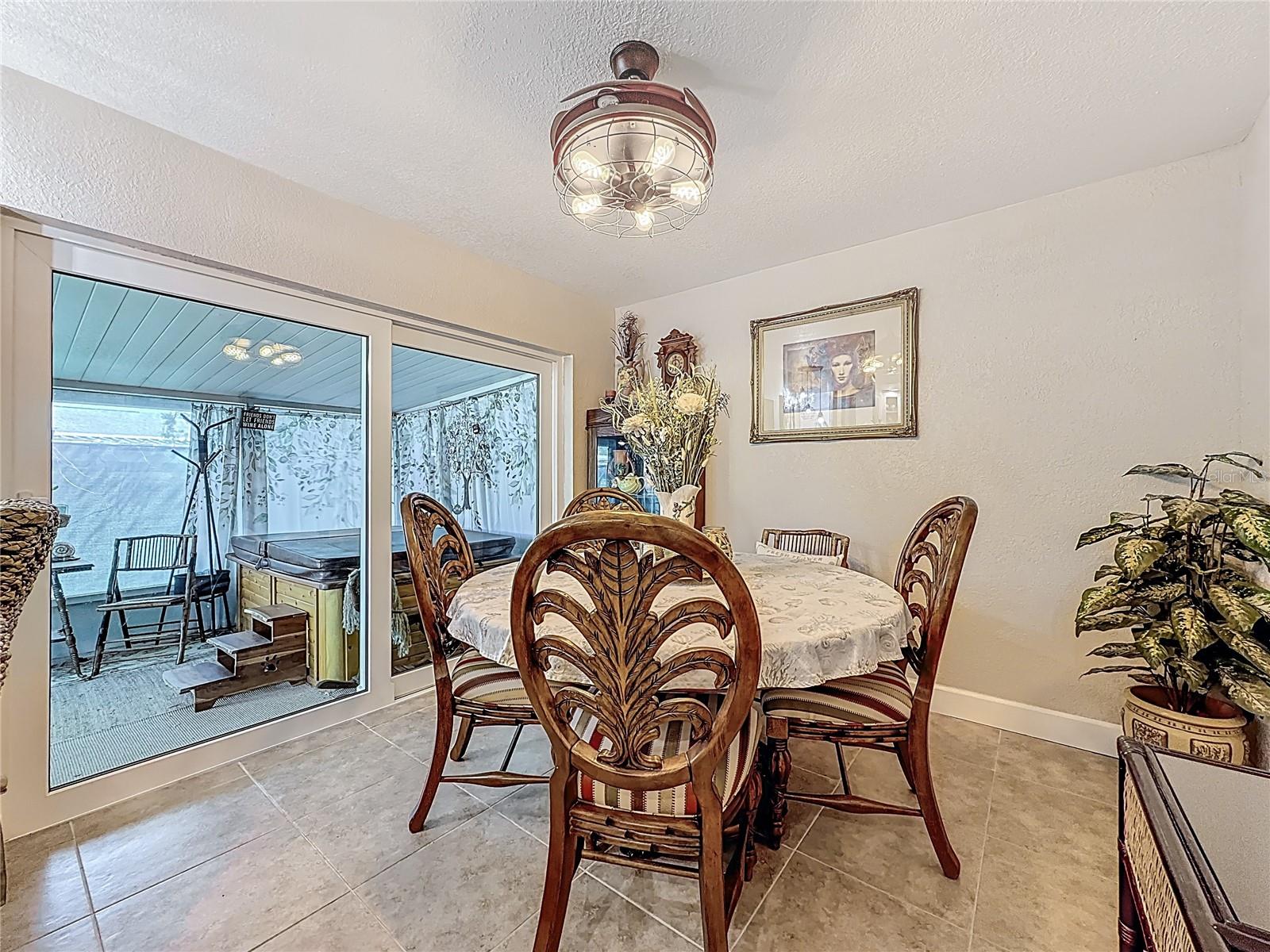 304 MINDY DR, LARGO, FL, 33771