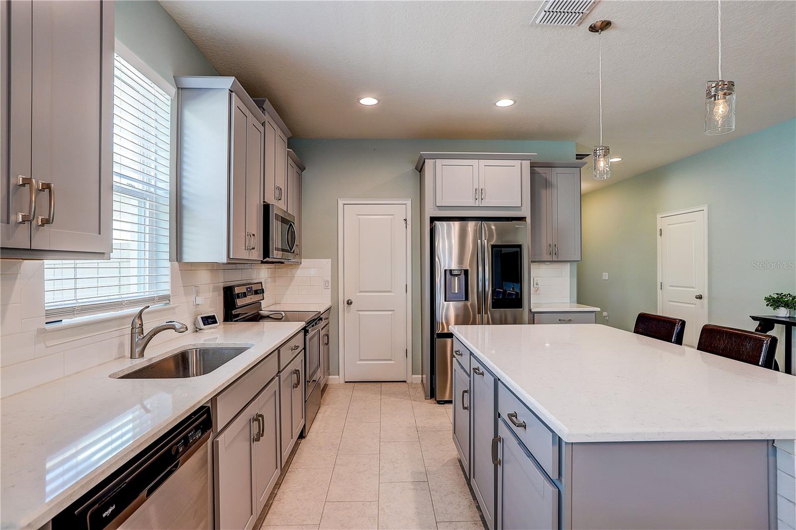 1014 NIGHT SONG ST, VALRICO, FL, 33594