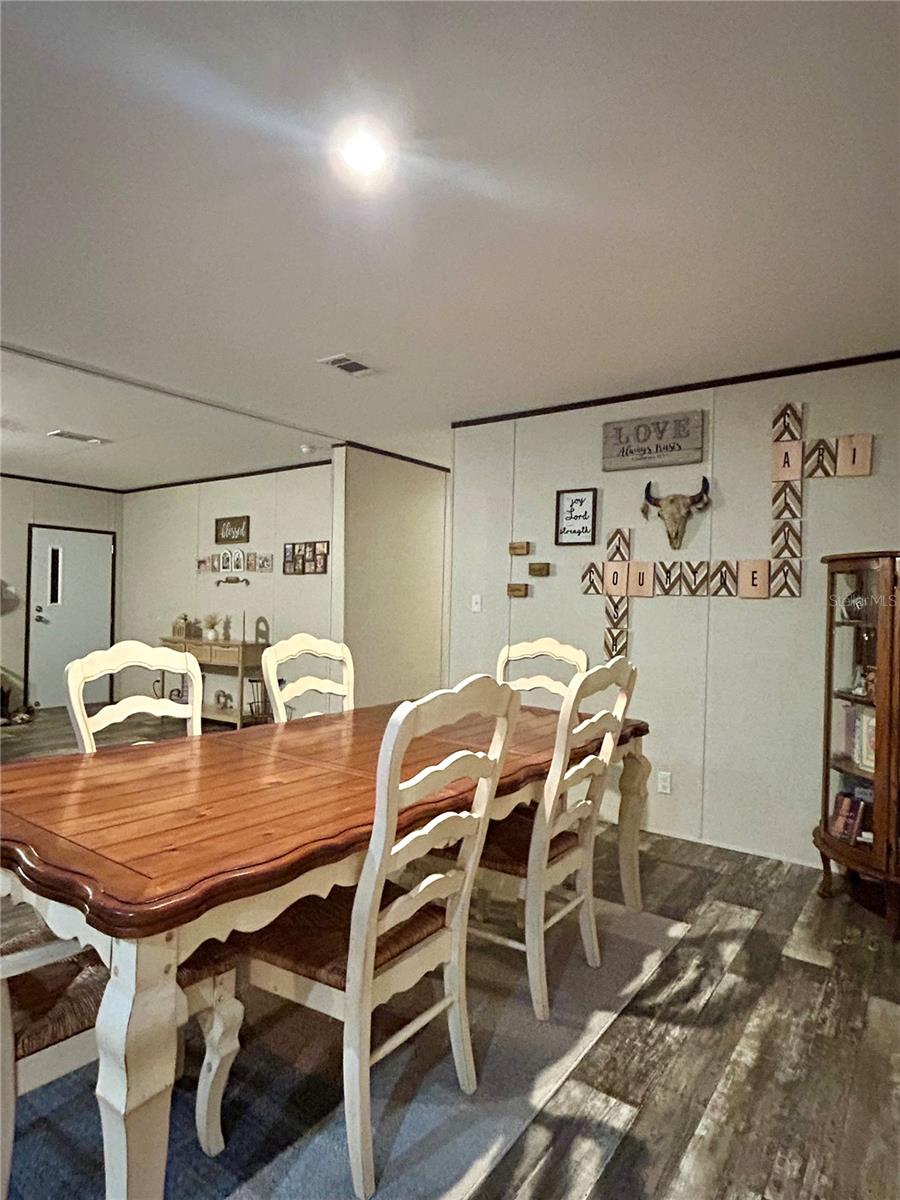 1150 NE 115 AVE, SILVER SPRINGS, FL, 34488